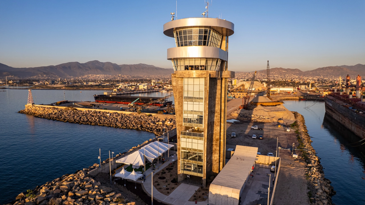 Ensenada estrena Centro de Control de Tráfico Marítimo